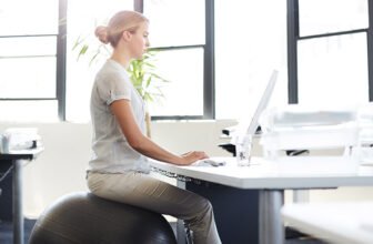 How To Stay In Shape When Working At A Desk Job